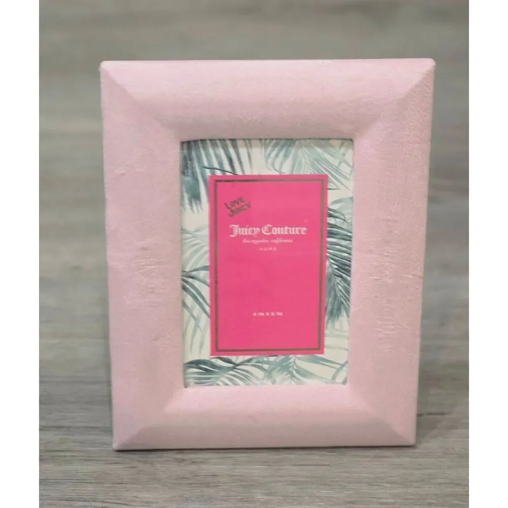 Juicy Couture Home‎ Velour 5 x 7 Picture Frame- Light Pink